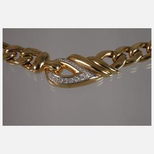 Collier mit Diamantbesatz