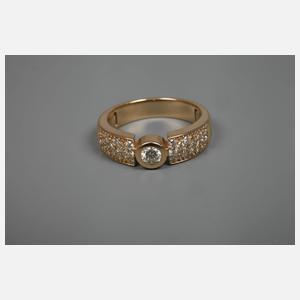Damenring mit Brillanten