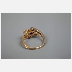 Damenring mit Rubin und Diamanten