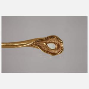 Brosche mit Edelopal