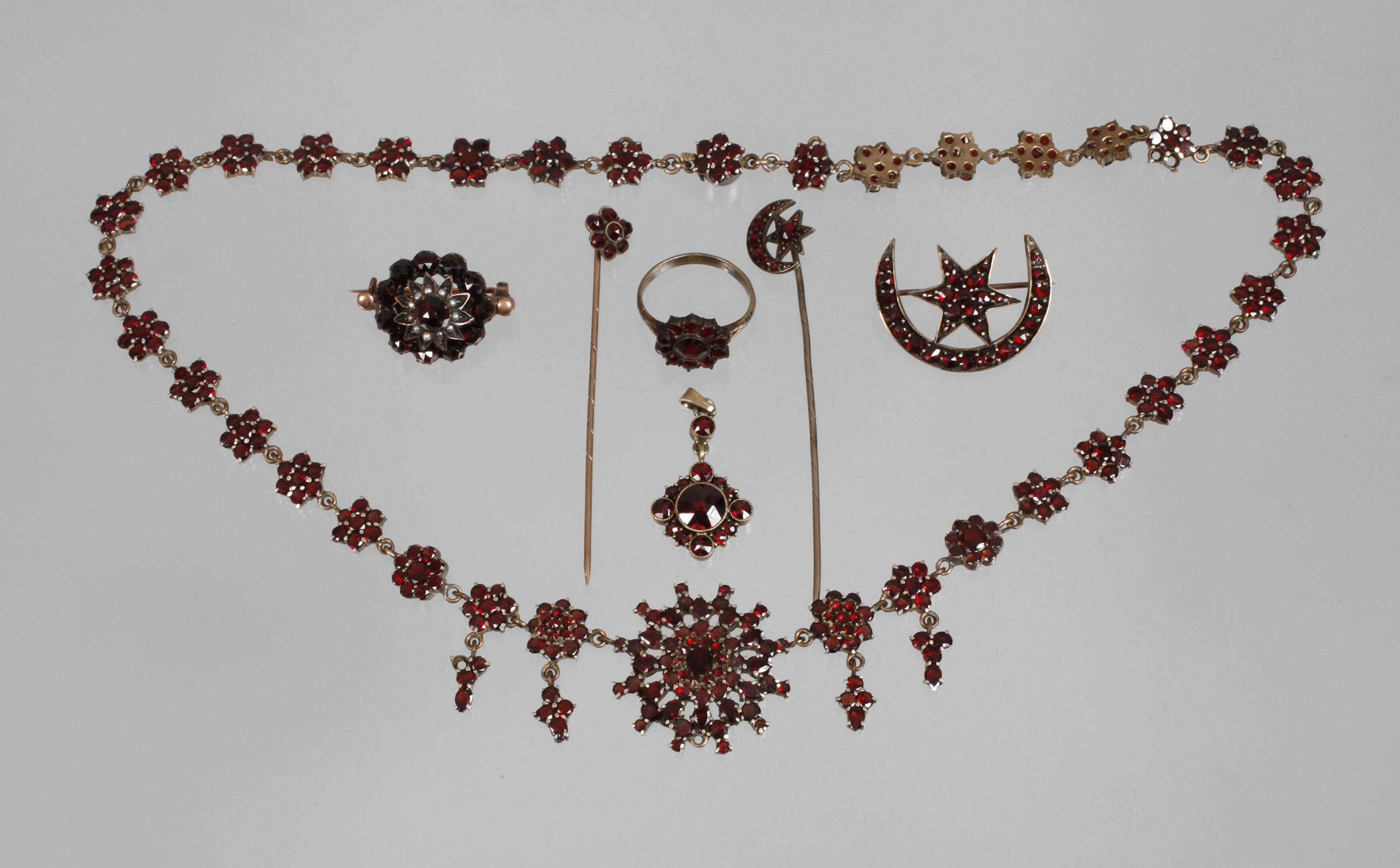 Konvolut Granatschmuck