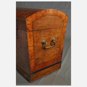 Runddeckeltruhe Biedermeier