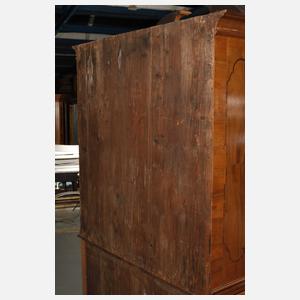 Barockkommode mit Aufsatz