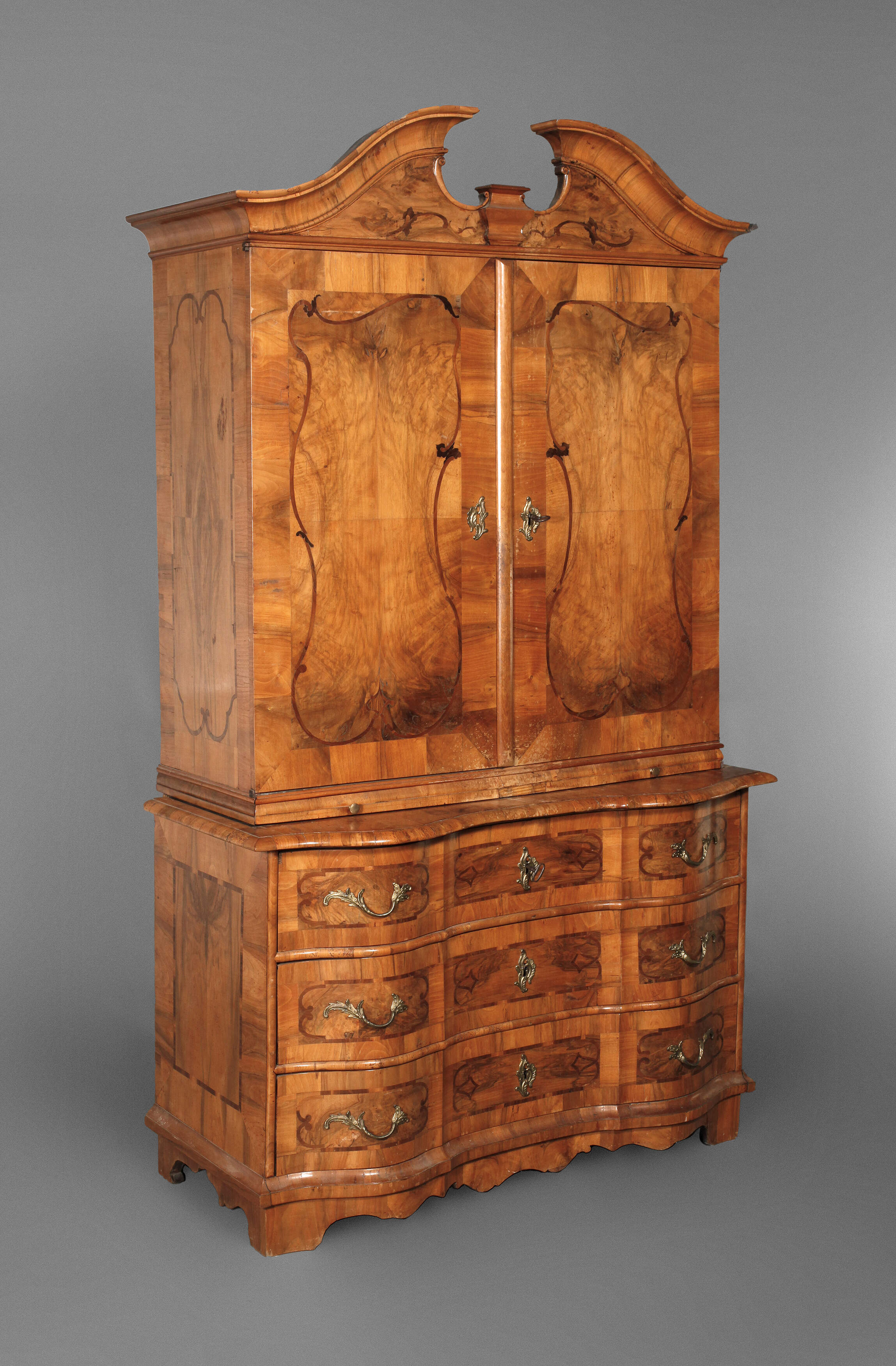 Barockkommode mit Aufsatz