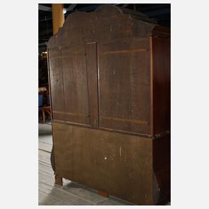Barocker Aufsatzschrank