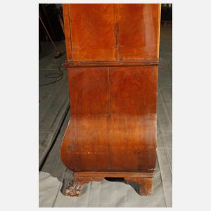 Barocker Aufsatzschrank