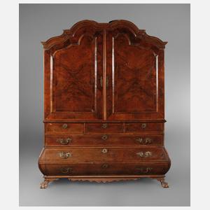 Barocker Aufsatzschrank