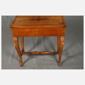 Biedermeierspieltisch