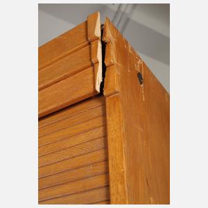 Großer Rollschrank