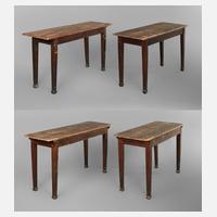 Vier Kneipentische111