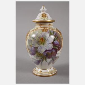 KPM Berlin kleine Deckelvase mit Weichmalerei