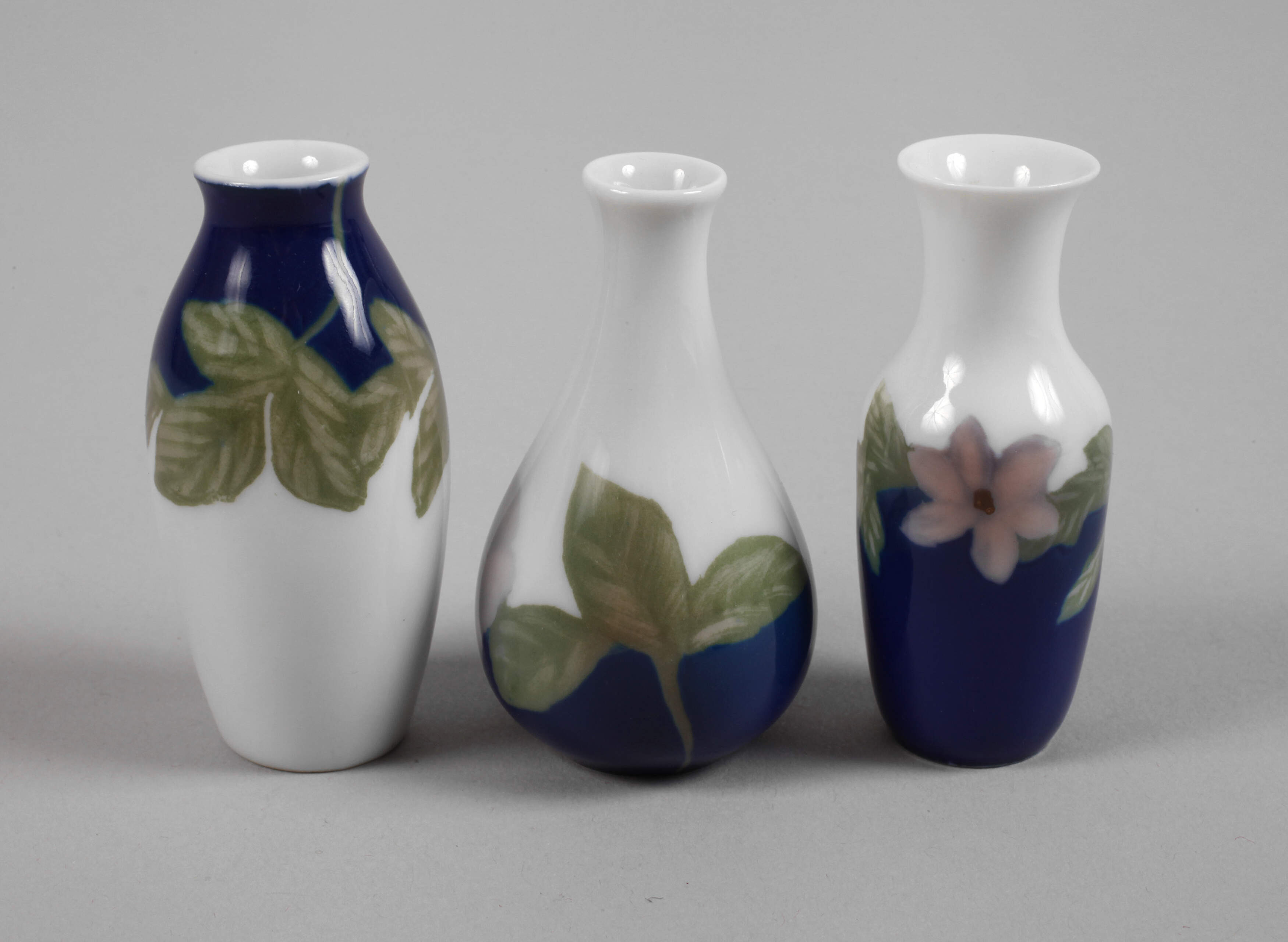 Rosenthal drei Miniaturvasen Jugendstil