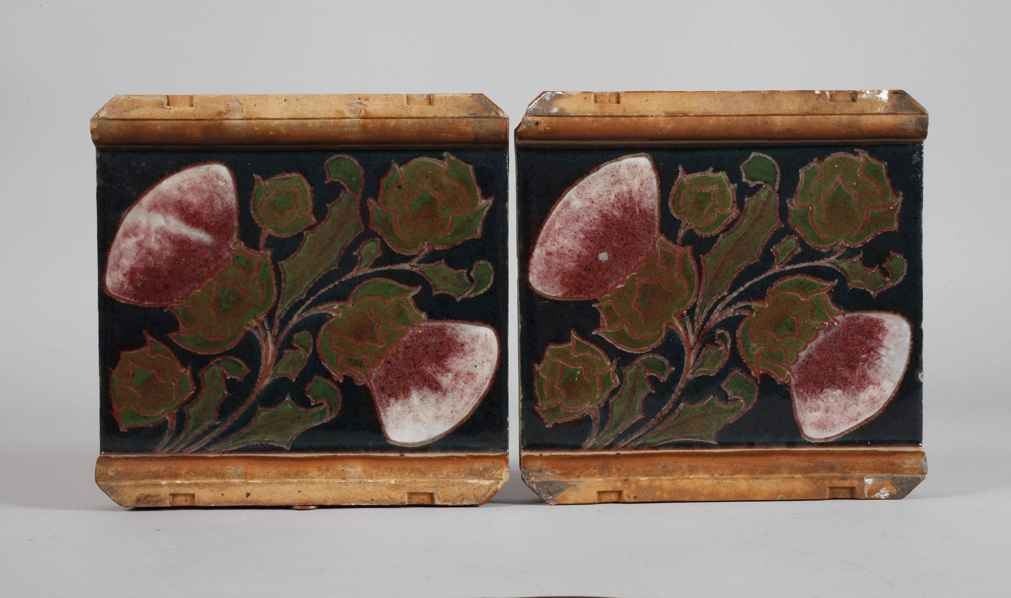 Auguste Delaherche zwei große florale Fliesen