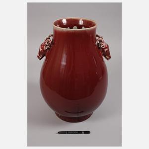 Vase mit  Sang de Boeuf-Glasur