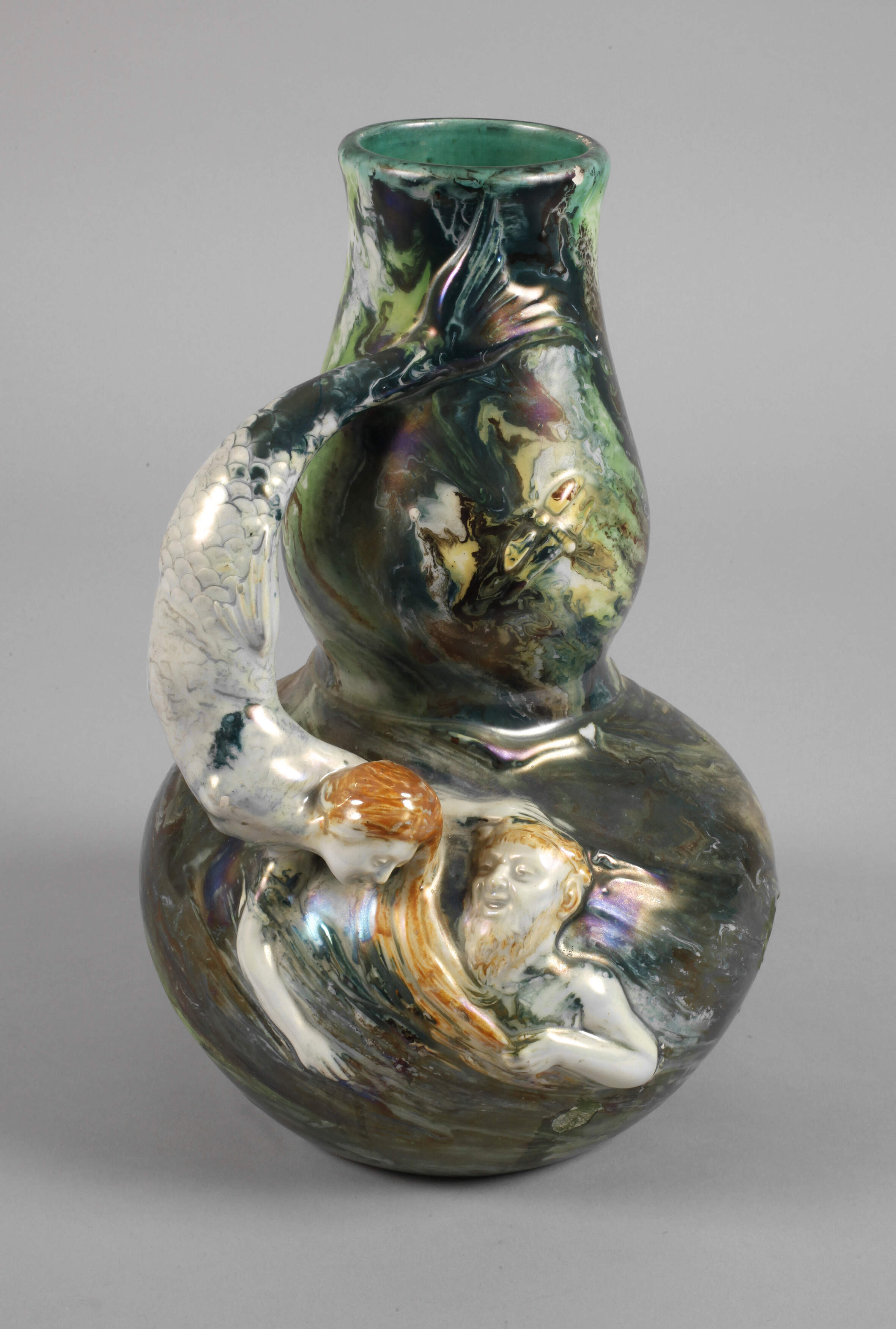 Lüstervase mit Meerwesen