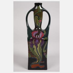 Estie & Co. Gouda Henkelvase Schwertliliendekor