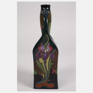 Estie & Co. Gouda Henkelvase Schwertliliendekor