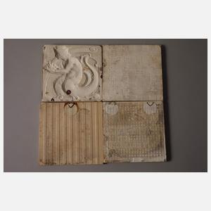 Vier Jugendstilfliesen