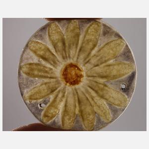 Pâte de verre, Zwei Plaketten