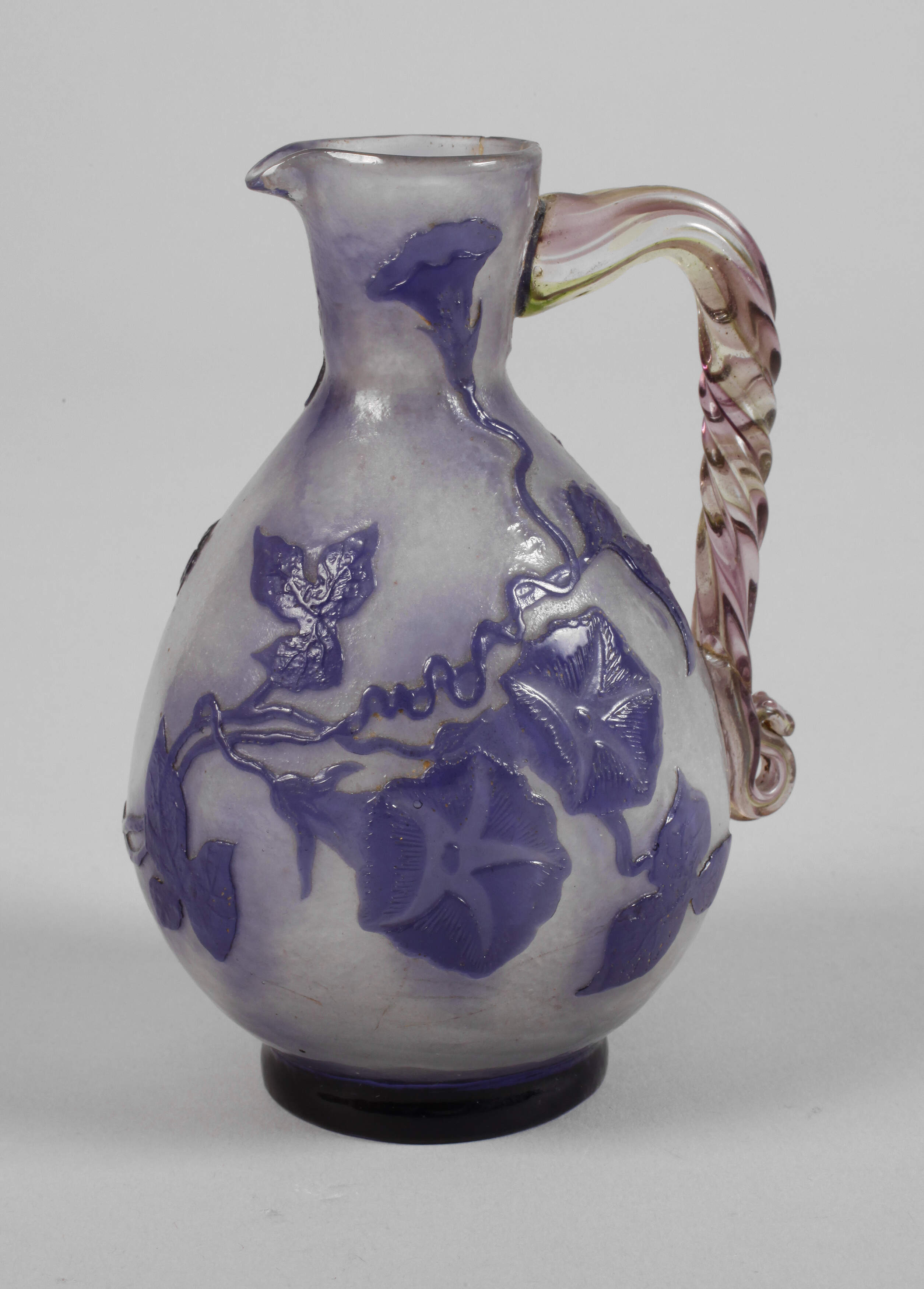 Émile Gallé Henkelkännchen