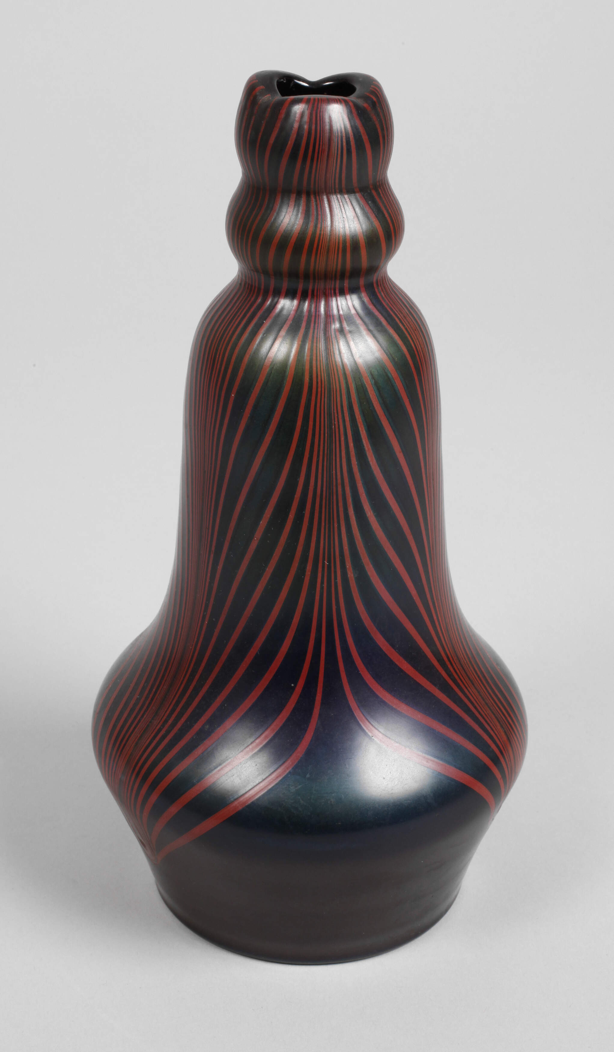 Ferdinand von Poschinger, Vase
