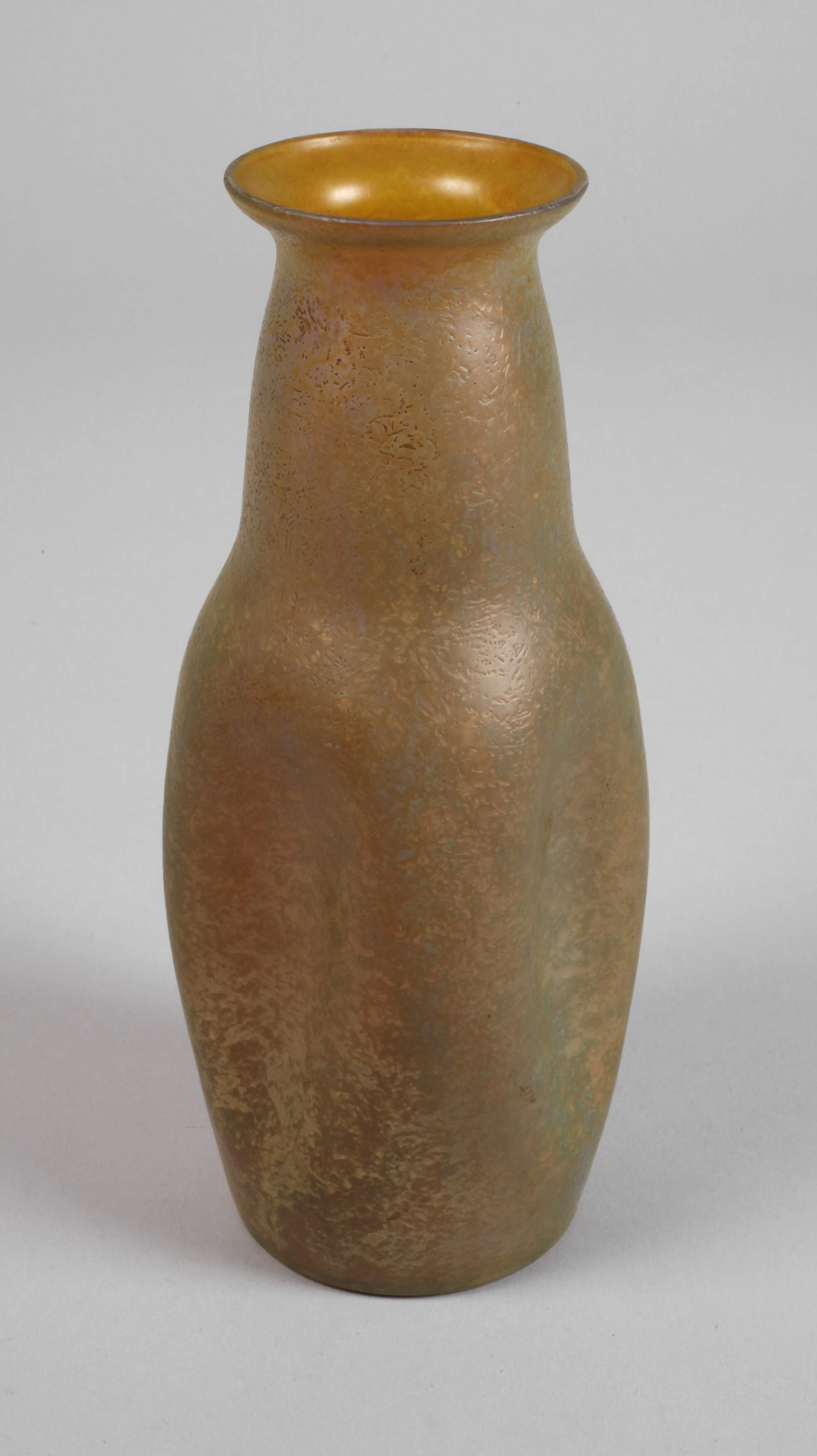 Vase mit Reduktionsmalerei