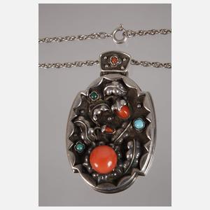 Jugendstilanhänger mit Steinbesatz