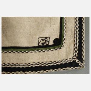 Zweiteilige Garnitur mit Kurbelstickerei