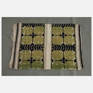 Zweiteilige Garnitur mit Kurbelstickerei