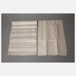 Konvolut Handtücher Floraldekor