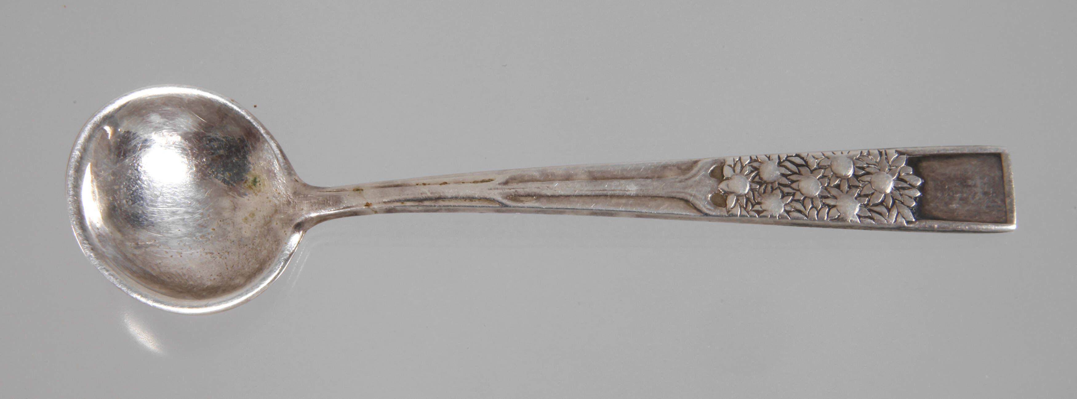 Salzlöffel Heinrich Vogeler Margeritenmuster