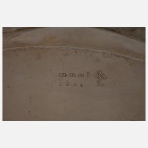 Tablett mit floraler Gravur