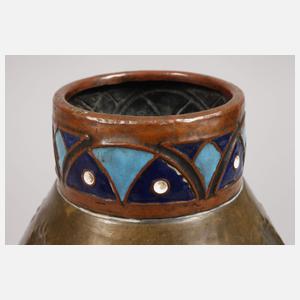 Vase mit Emailledekor