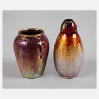 Limoges zwei kleine Emaillevasen111