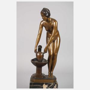 Prof. Victor Heinrich Seifert, Akt am Brunnen