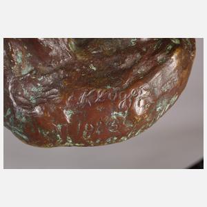 Kurt Kluge, stehender weiblicher Akt