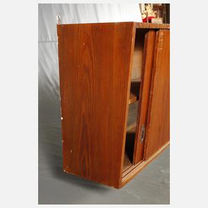 Hängeschrank aus einer Frankfurter Küche