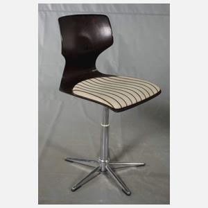 Fünf Stühle Flötotto