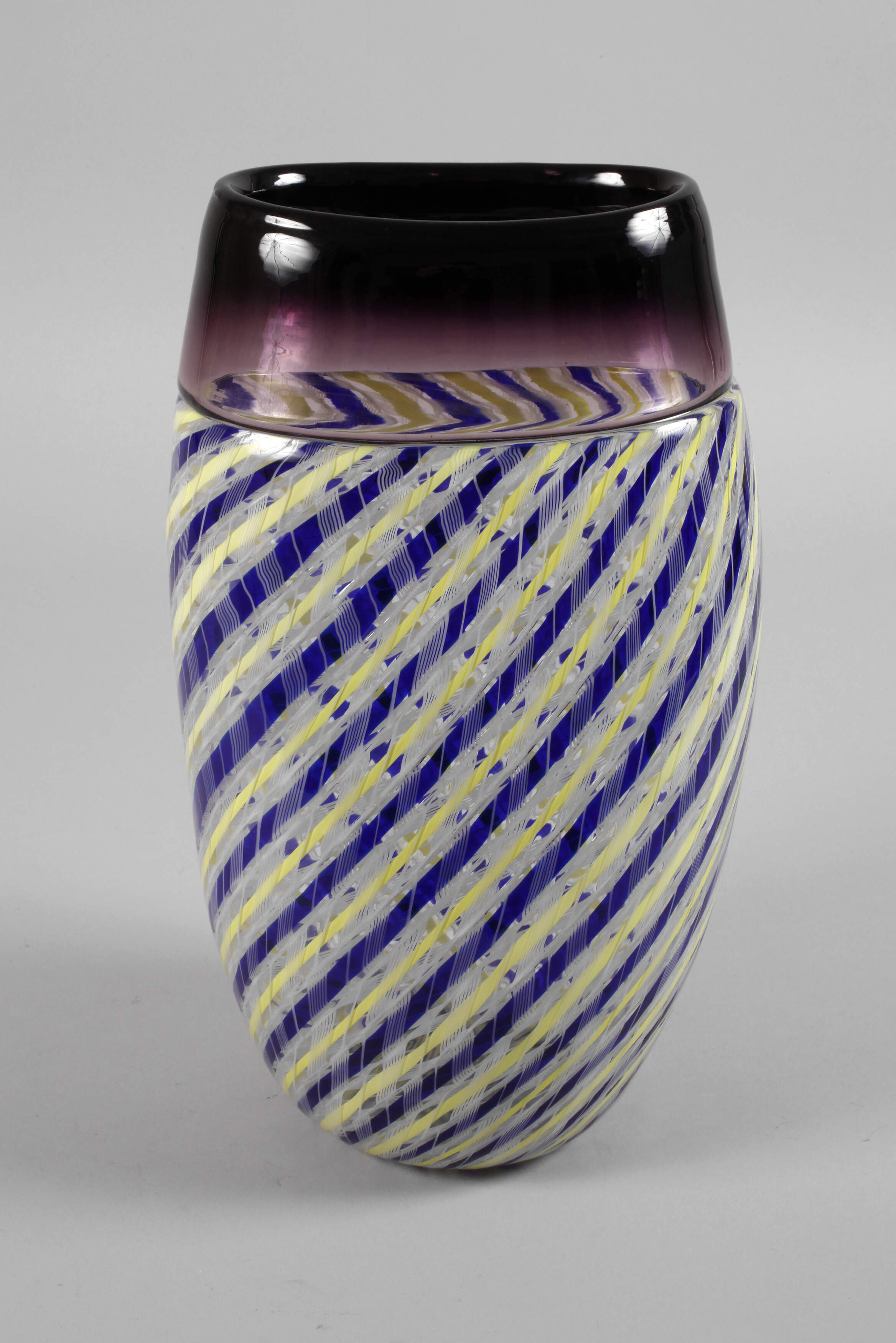 Murano große Vase mit Zanfiricostäben