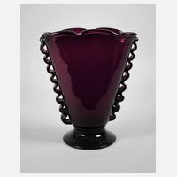 Vase mit gekniffenen Bändern111