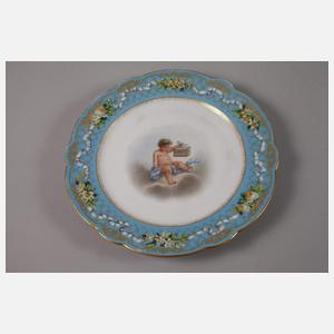 Russland vier Prunkteller Puttenmotiv