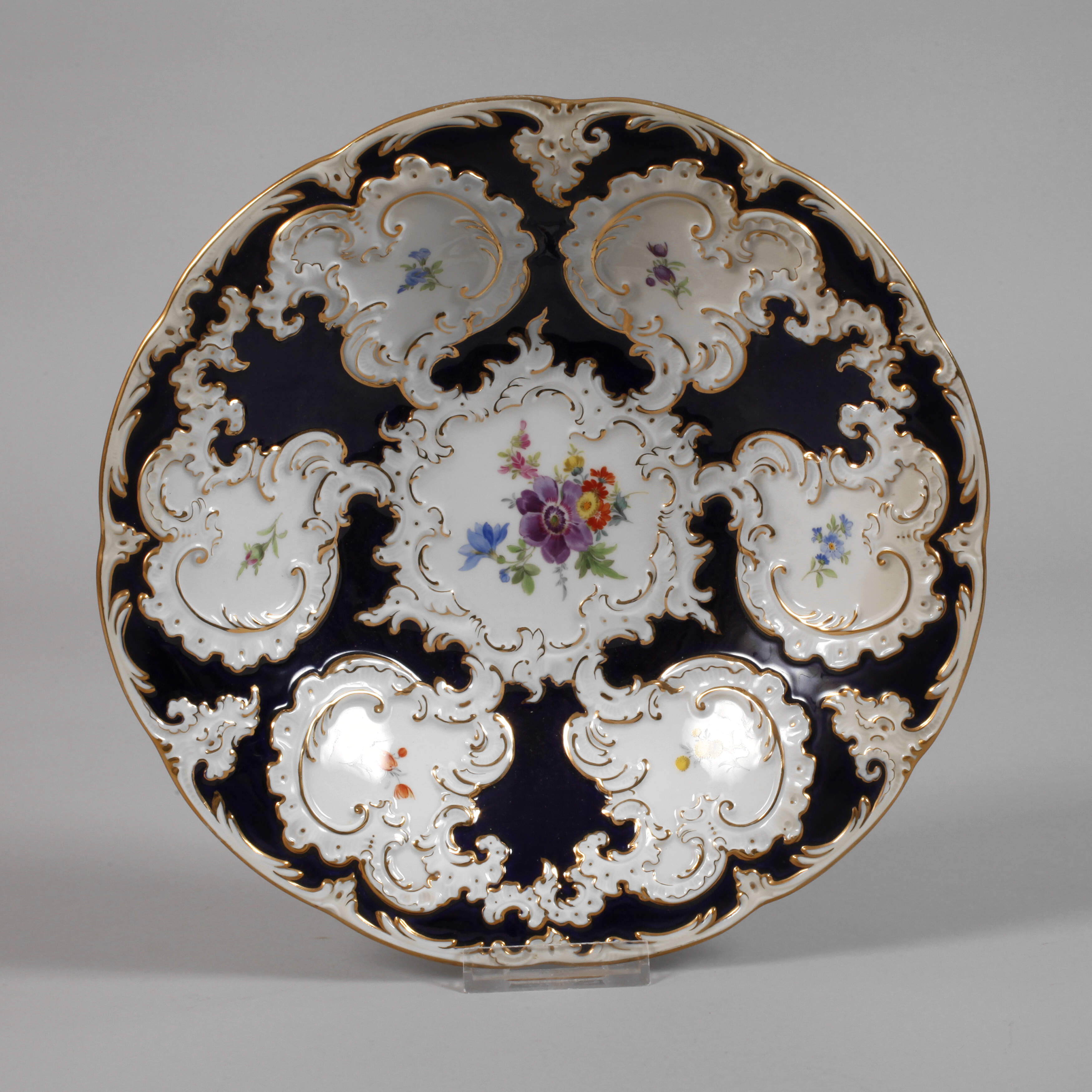 Meissen Prunkschale "Blumenbukett"