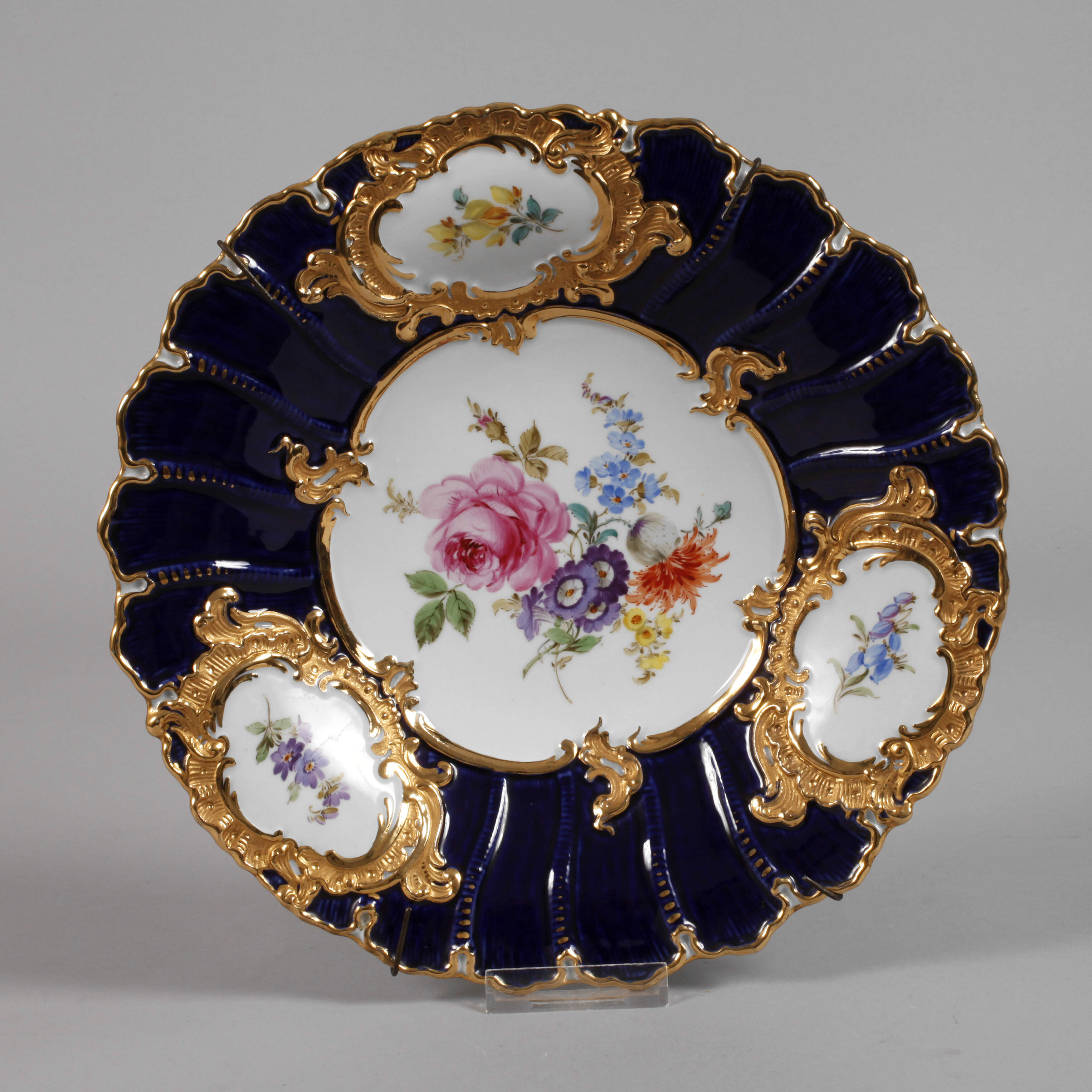 Meissen Prunkschale "Blumenbukett"