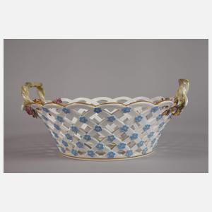 Meissen Henkelkorb mit Vergissmeinnichtblüten