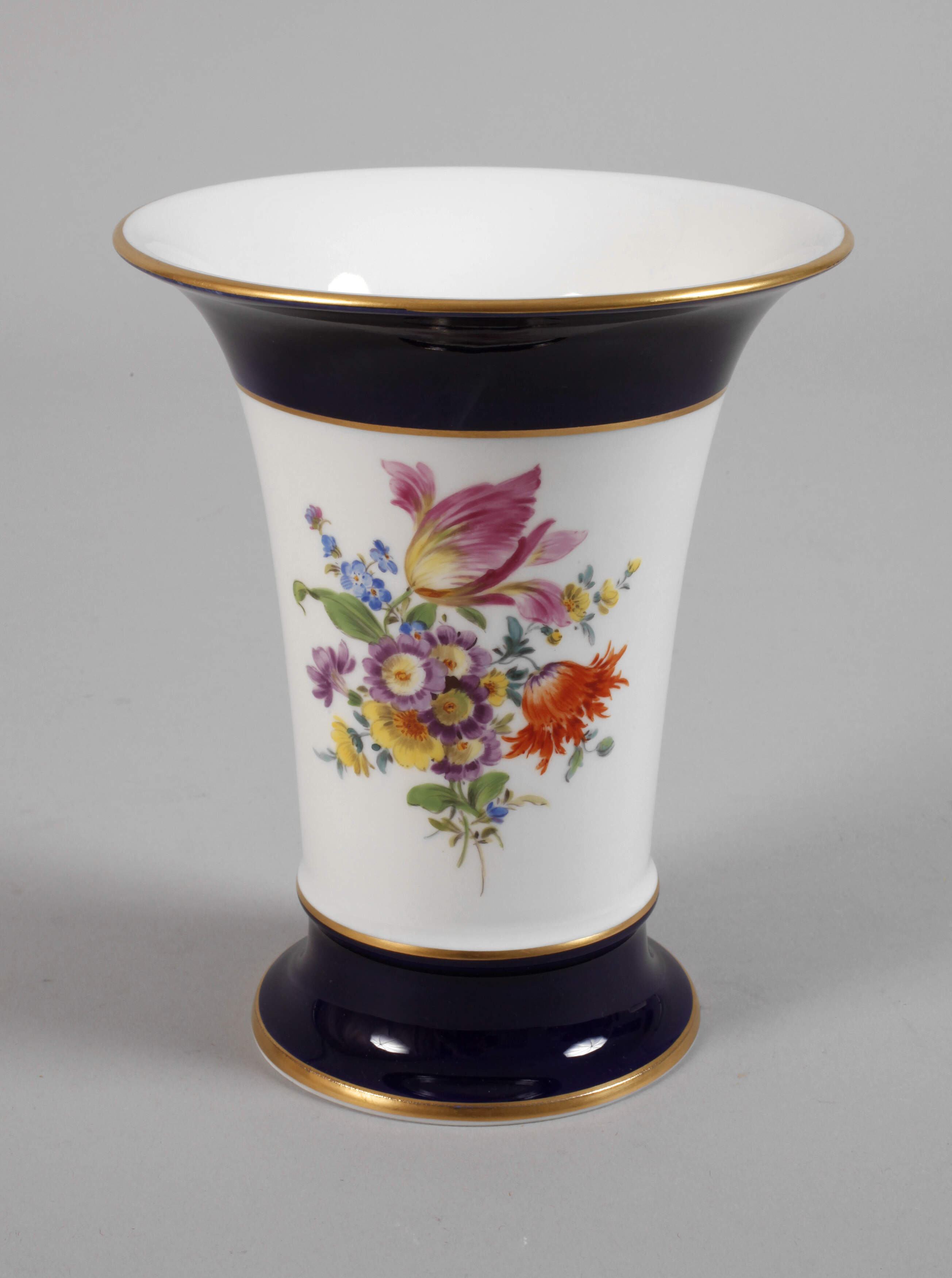 Meissen Trompetenvase "Blumenbukett"