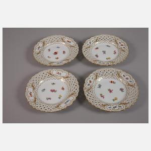 Meissen neun Durchbruchteller Streublümchendekor