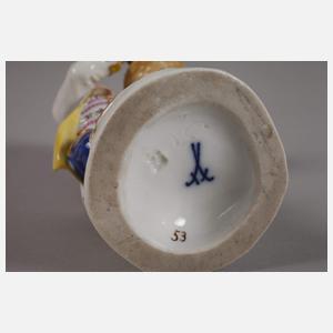Meissen "Gärtnerkind mit Blumenkorb"