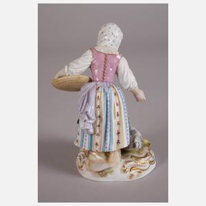 Meissen "Mädchen, Hühner fütternd"