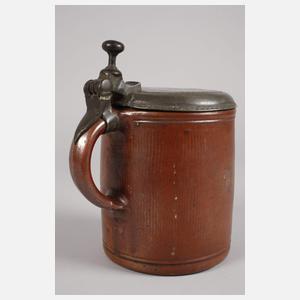 Barocker Walzenkrug mit Sinnspruch