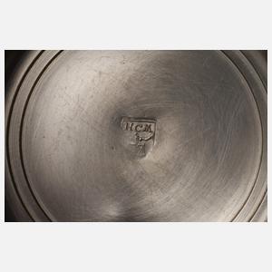 Klassizistischer Hochzeitskrug